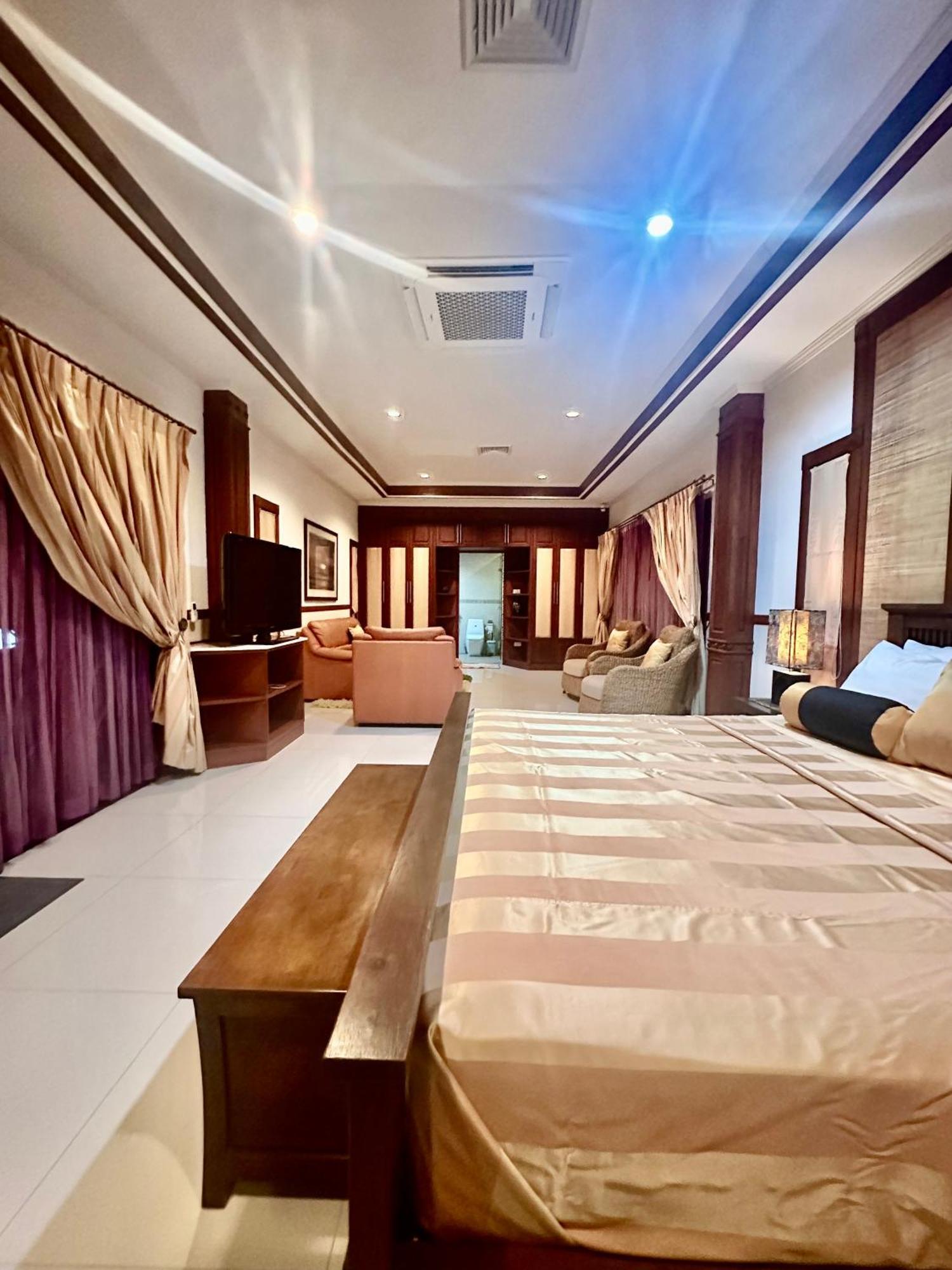 Baan Katthaliya * HHQ